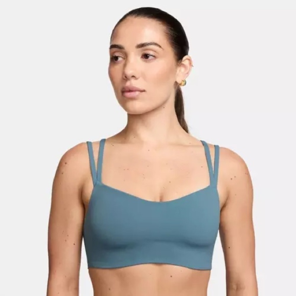 NWT Nike Women's Slate Blue Bra - Size M